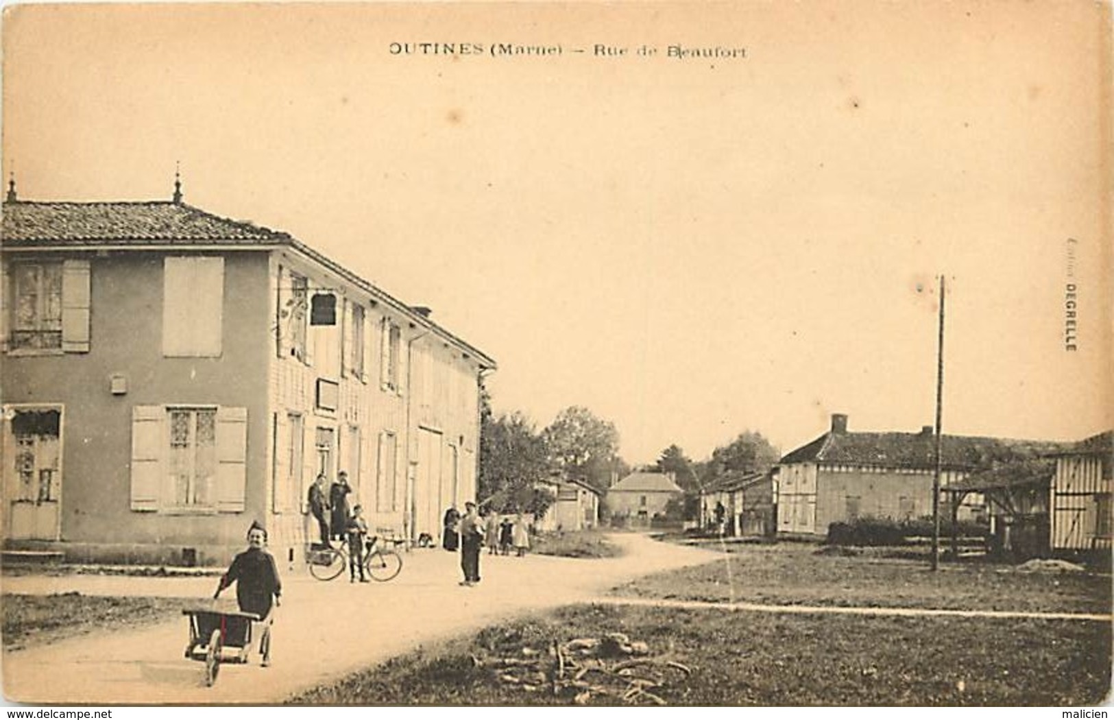 -ref-P932- Marne - Outines - Rue De Beaufort - Carte Bon Etat - - Autres & Non Classés