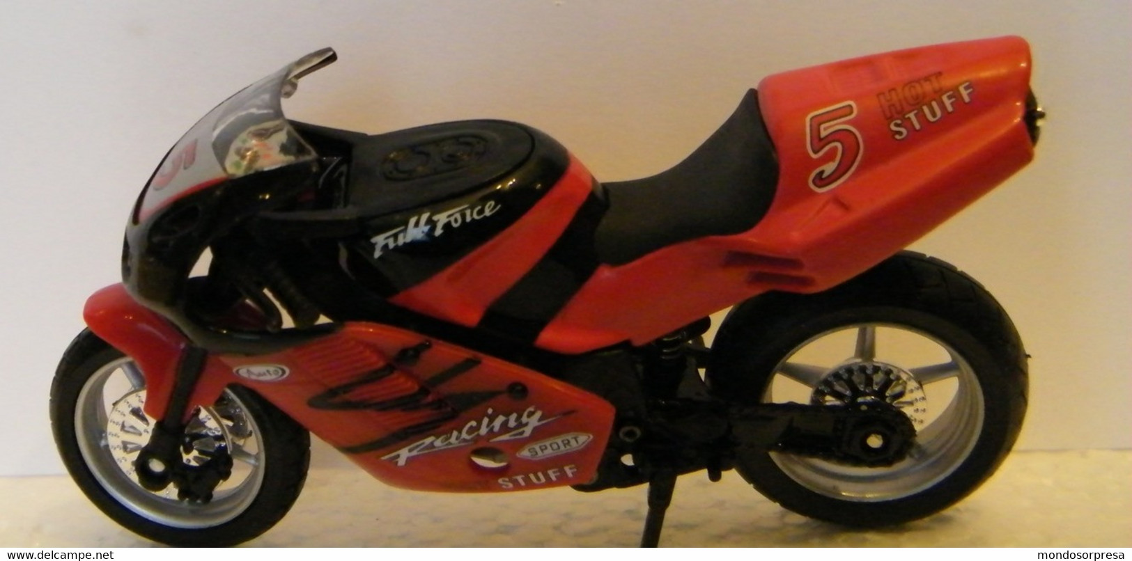 (SC72)MODELLINO MOTO DA CORSA ANONIMO - Moto