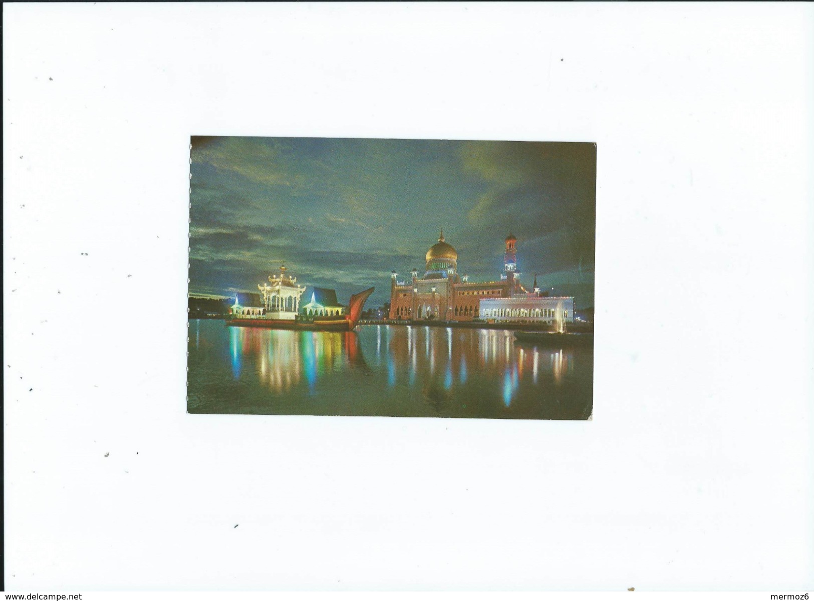 A Night View Of The Masjid Omar Ali Saifuddin Brunei Sw Singapore Postcard Issue D&rsquo;un Carnet - Brunei