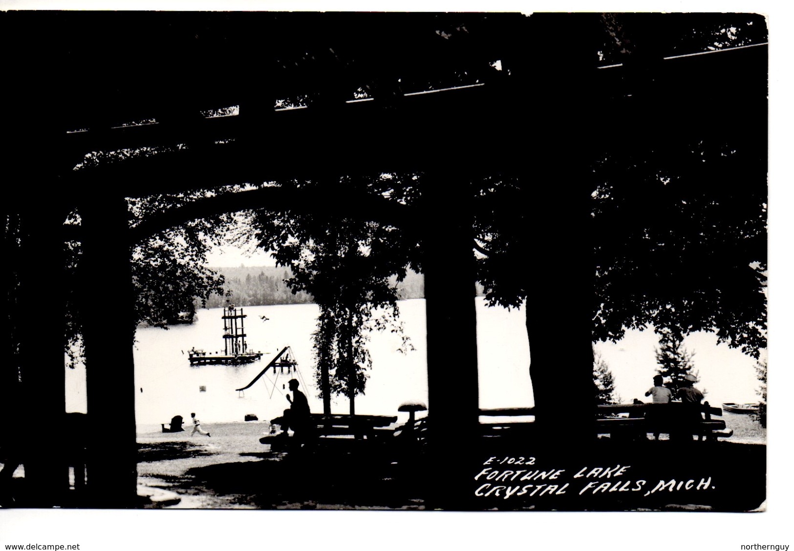 CRYSTAL FALLS, Michigan, USA, Fortune Lake & Diving Raft, 1956 Cook RPPC - Autres & Non Classés