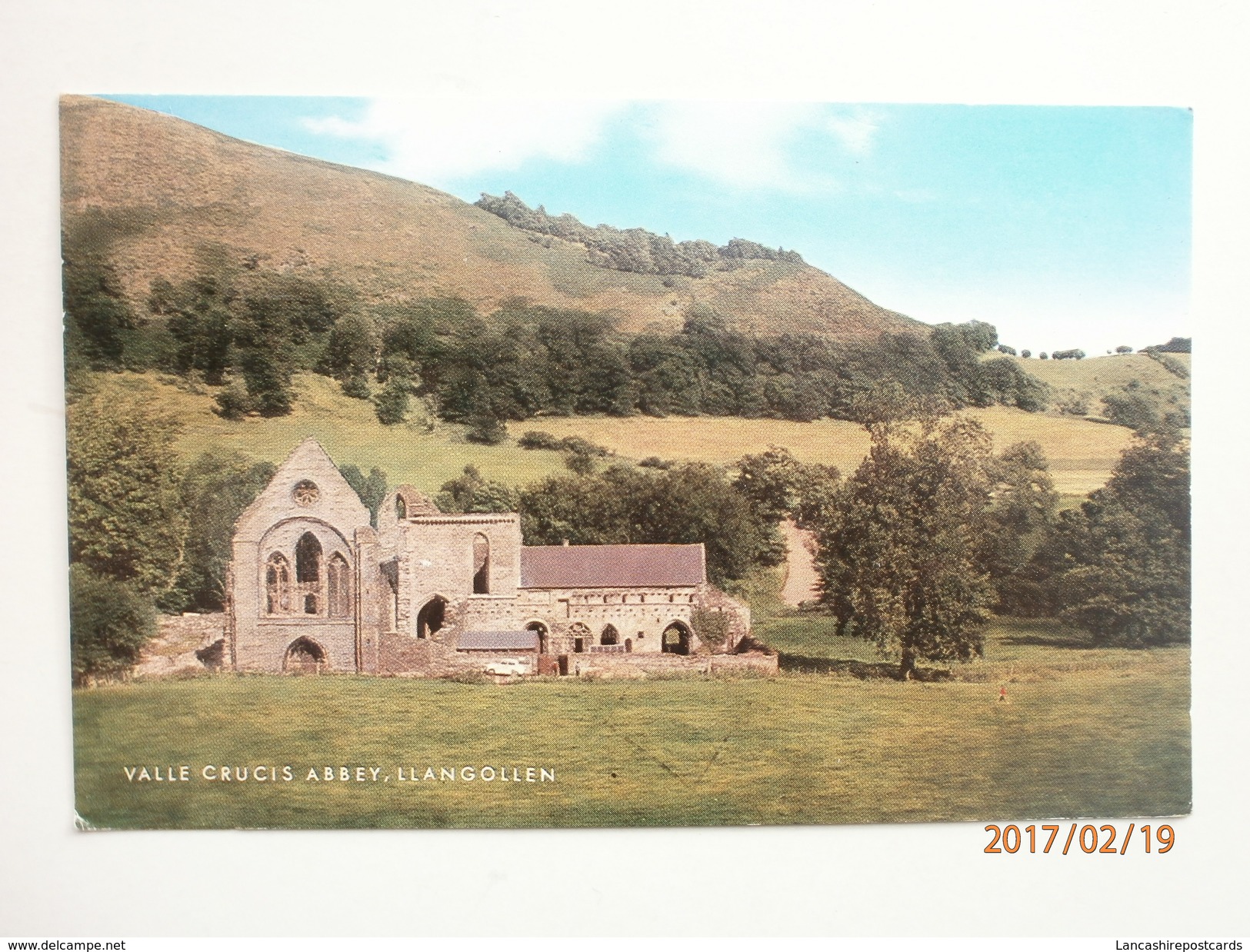 Postcard Valle Crucis Abbey Llangollen North Wales Postally Used 1972  My Ref B1831 - Contea Sconosciuta
