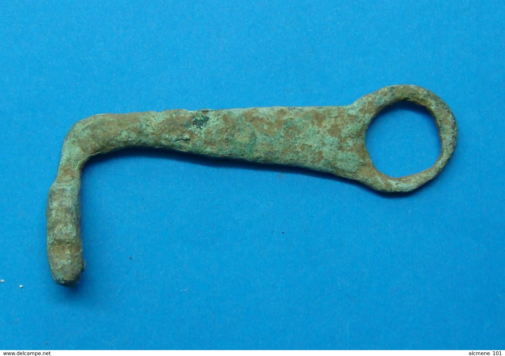 ROMAN BRONZE KEY, II C.A.D. - Archéologie