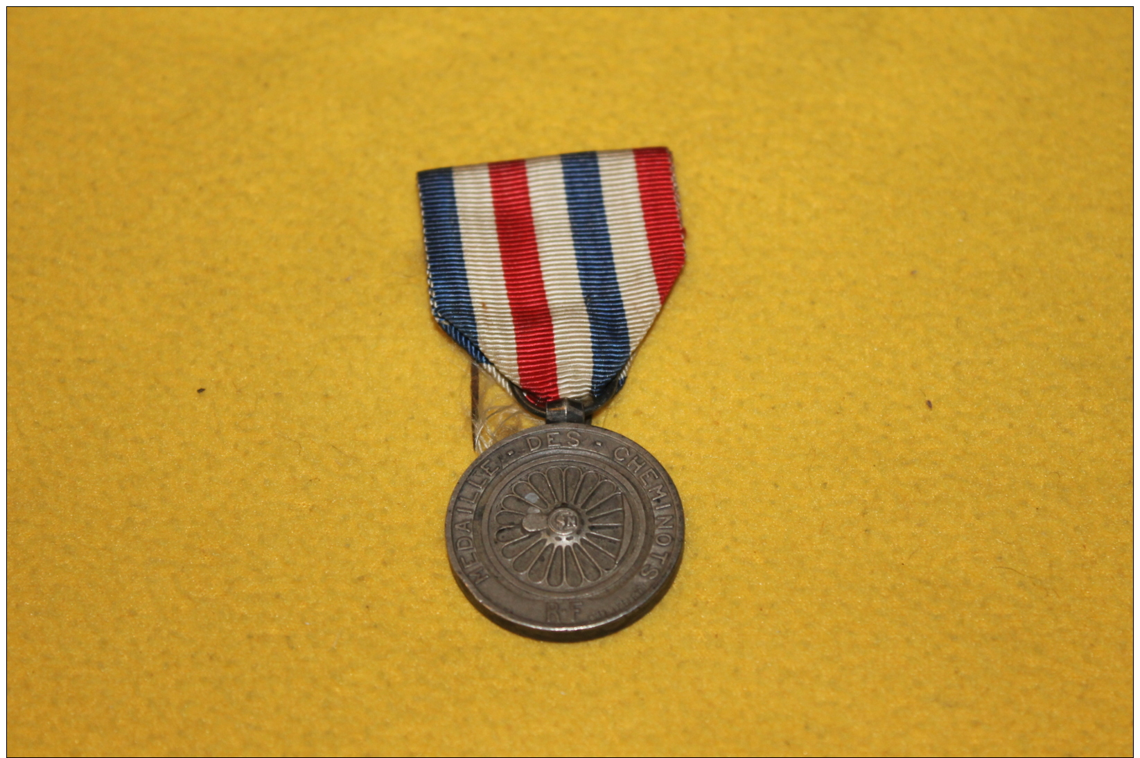 Médaille Des Cheminots 1951 - Francia