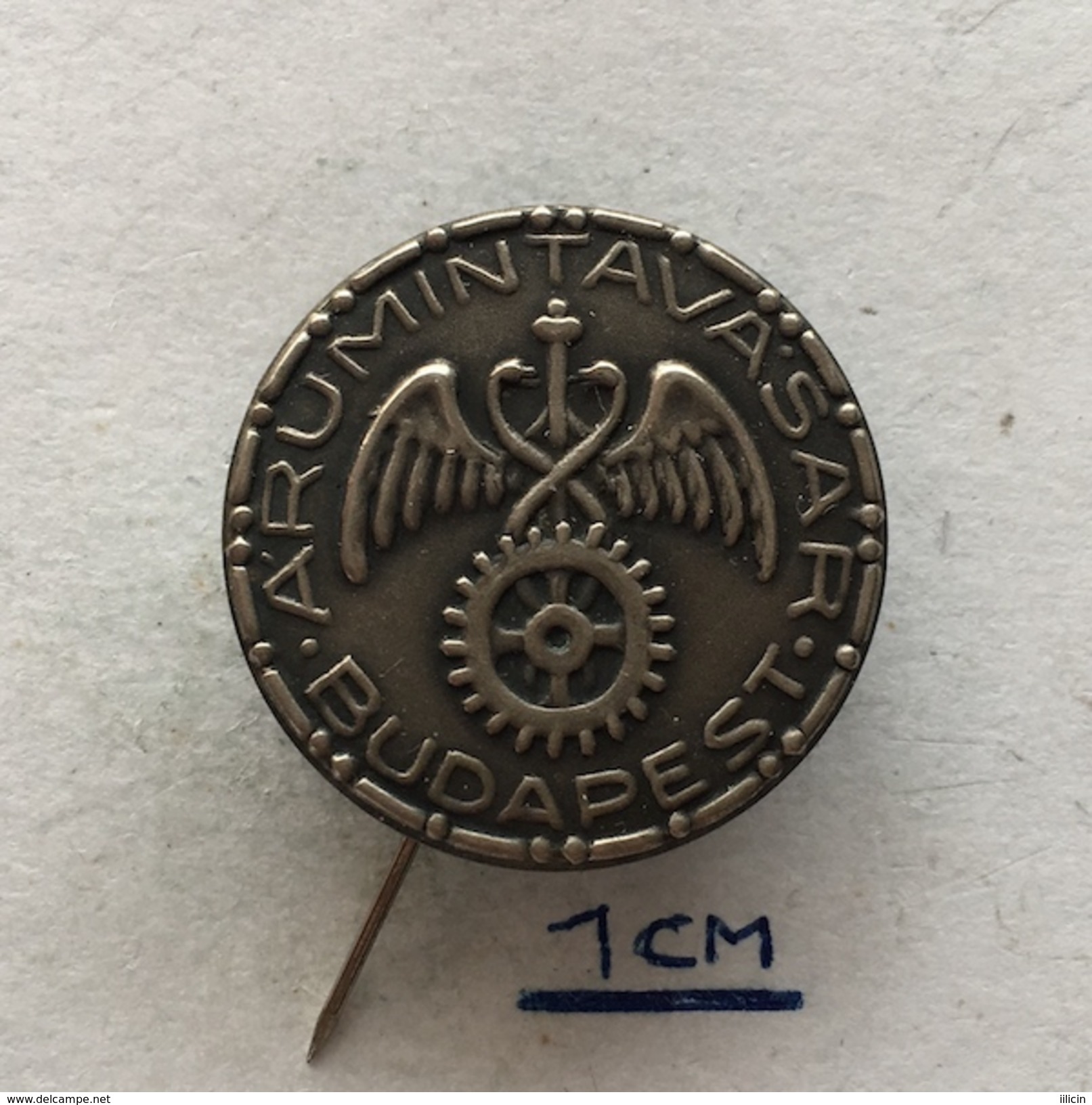 Badge (Pin) ZN004730 - Exhibition (Fair) Budapest Hungary 1920 - Cities