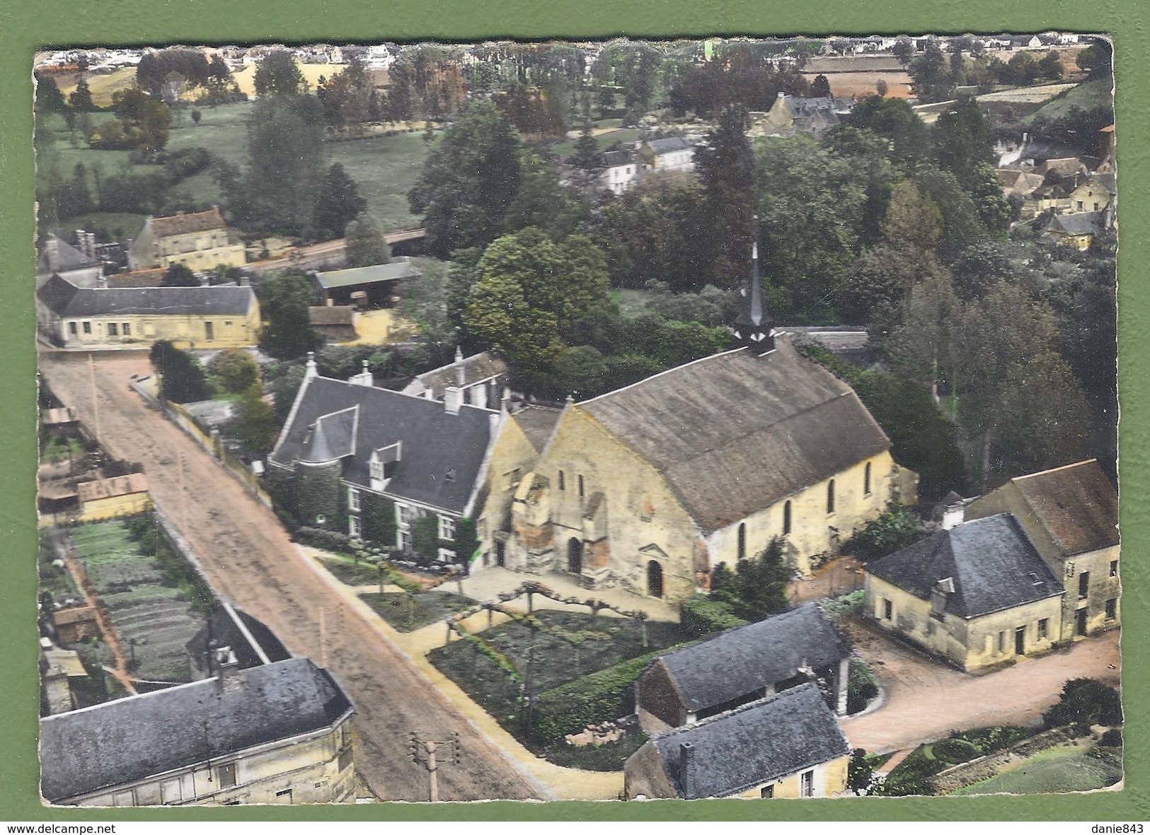 CPSM GF - SARTHE - EN AVION AU DESSUS DE DISSAY SOUS COURCILLON - LE PRIEURE ET L'EGLISE - LAPIE / 1 - Autres & Non Classés