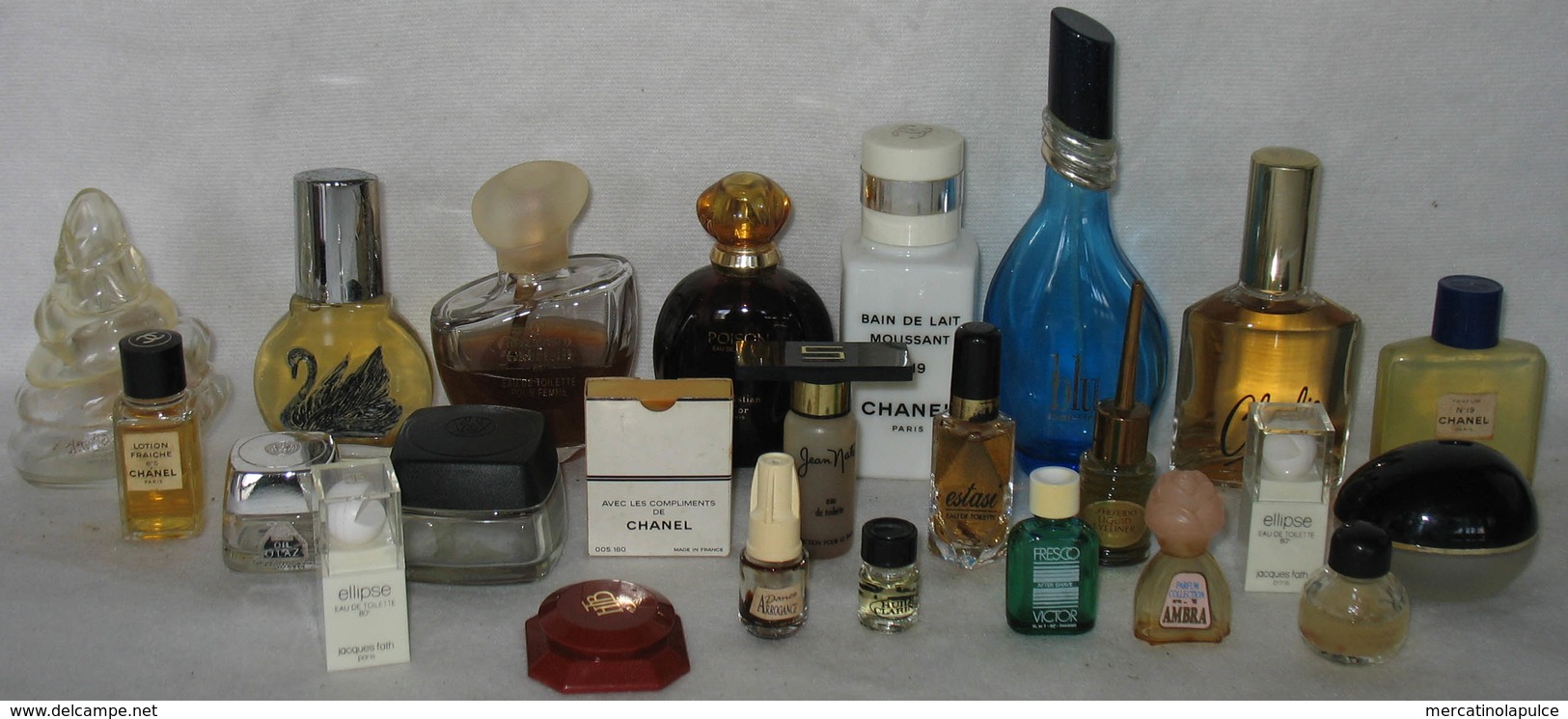 A2478  STOCK PER COLLEZIONE BOTTIGLINE PROFUMI VARI &euro; 2,00! SENZA RISERVA !! - Accessories