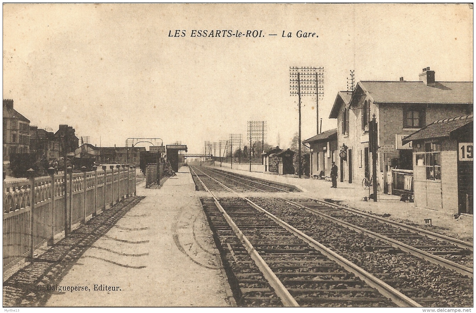 78 - LES ESSARTS LE ROI   LA GARE - Les Essarts Le Roi