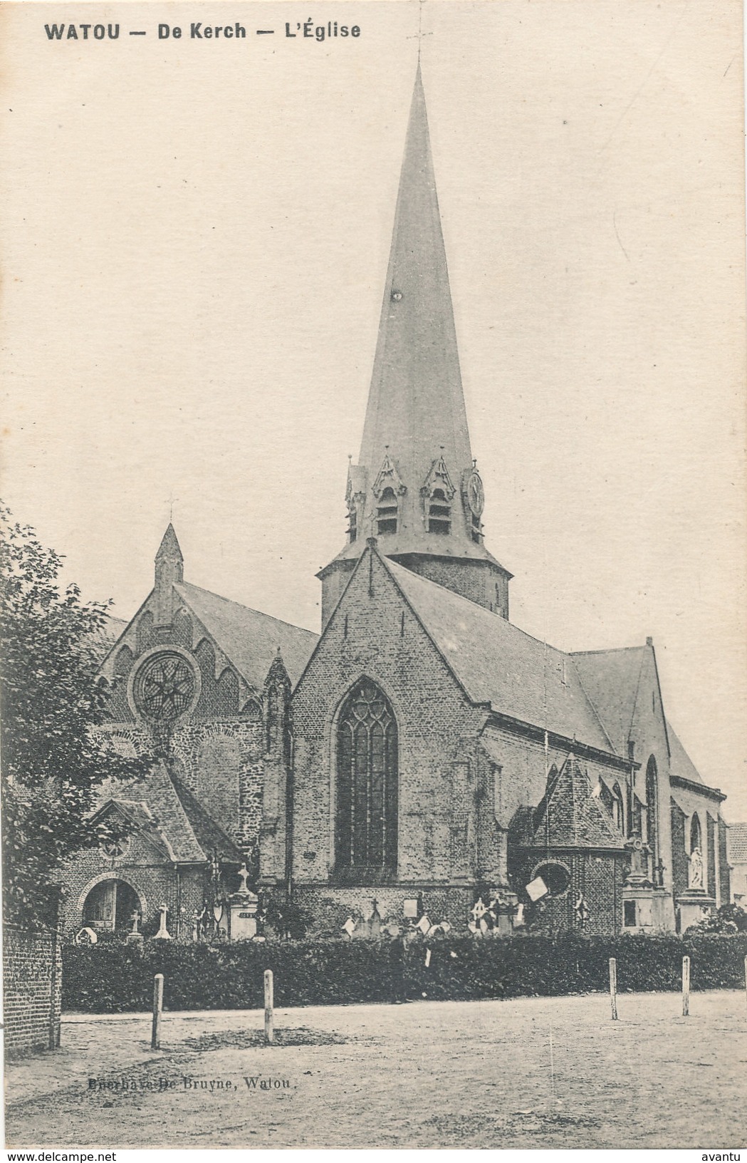 WATOU / POPERINGE / DE KERK EN HET KERKHOF - Poperinge