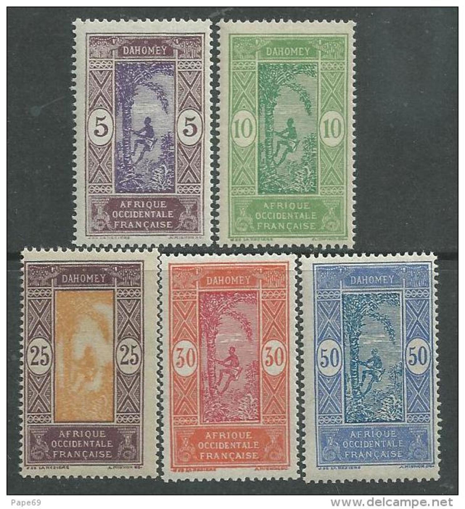 Dahomey N° 61 / 65 X La Série Des 5 Valeurs Neuf Trace De Charnière Sinon TB - Unused Stamps