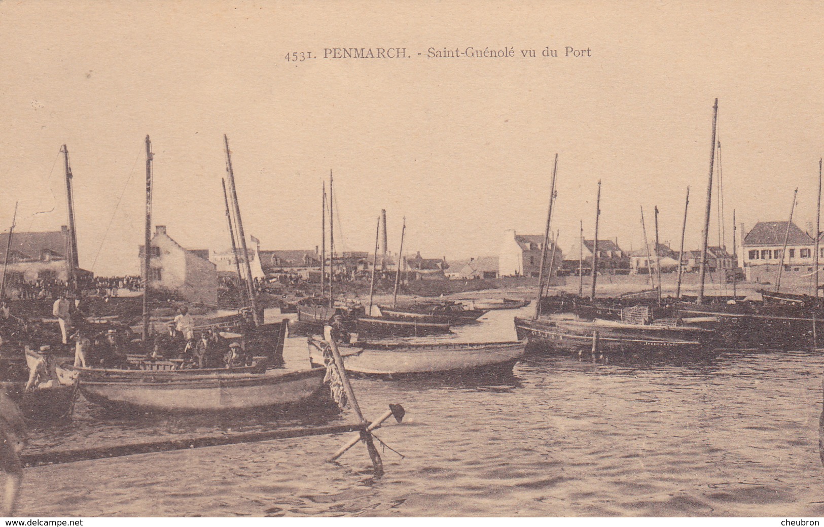 29. PENMARCH. CPA SEPIA . SAINT GUENOLE VU DU PORT - Penmarch