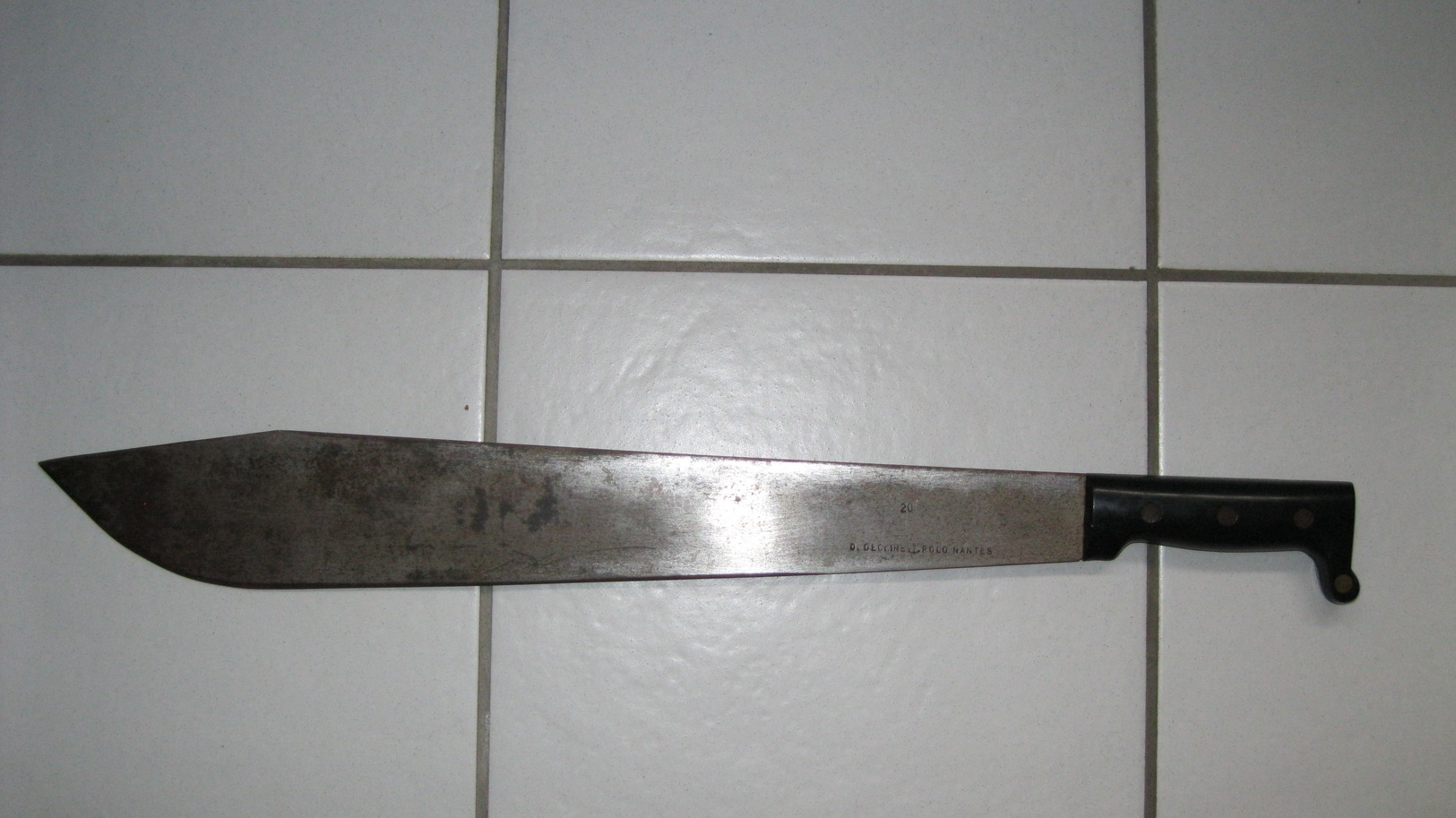 Lot De Baionnettes, Machette, Sangle, Ustensiles De Nettoyage Armes - Blankwaffen