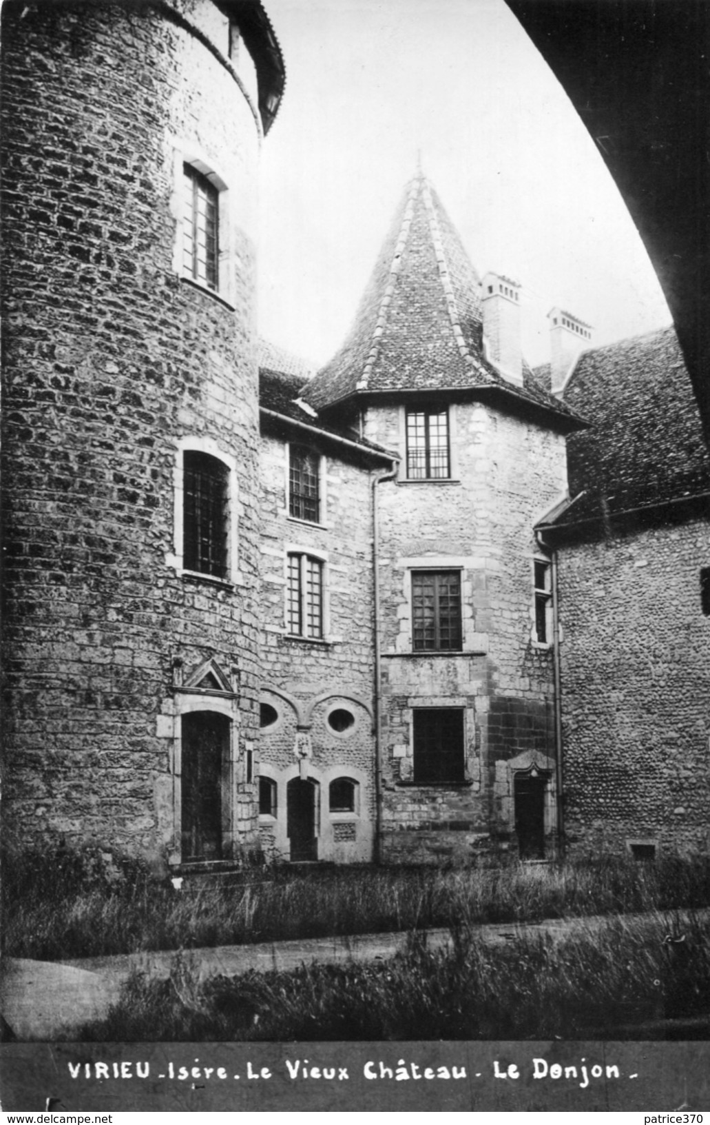 VIRIEU - Carte PHoto Le Vieux Château Le Donjon - Virieu
