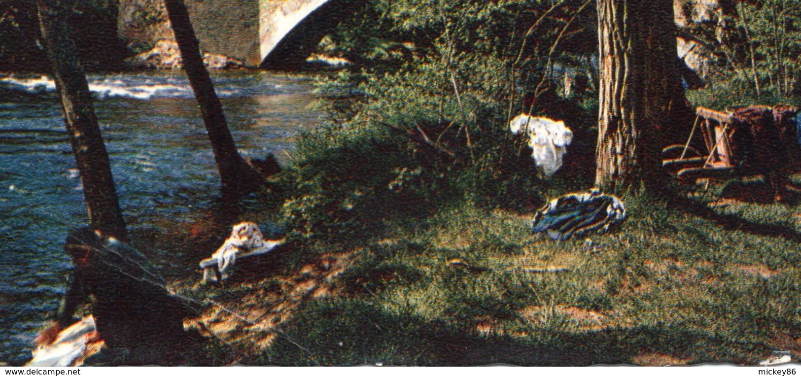 Près Avallon--PIERRE PERTHUIS--1959--Ponts Sur La Cure (animée,lavandière),cpsm 15 X 10 N°2 éd CD--cachet PONT SUR YONNE - Autres & Non Classés