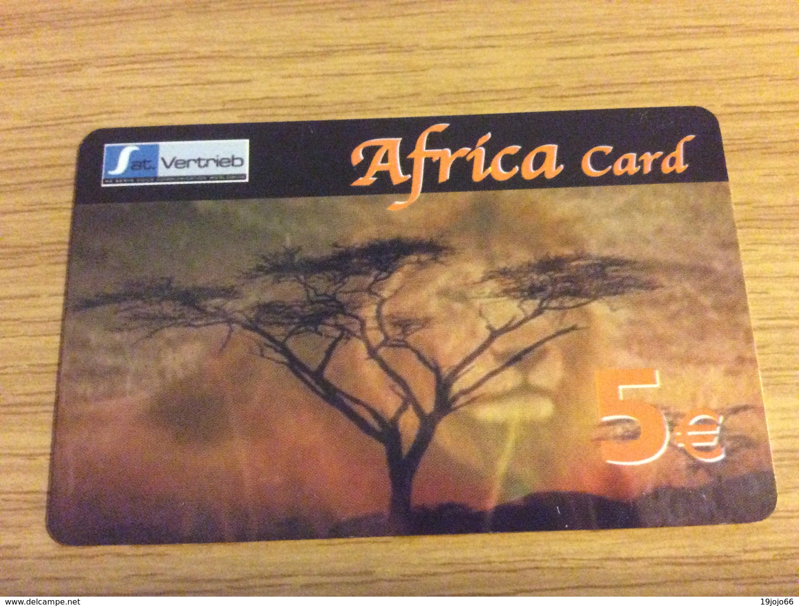 Africa  Card 5&euro; Lion +  Tree   / Animal  - Little Printed  -   Used Condition - GSM, Cartes Prepayées & Recharges