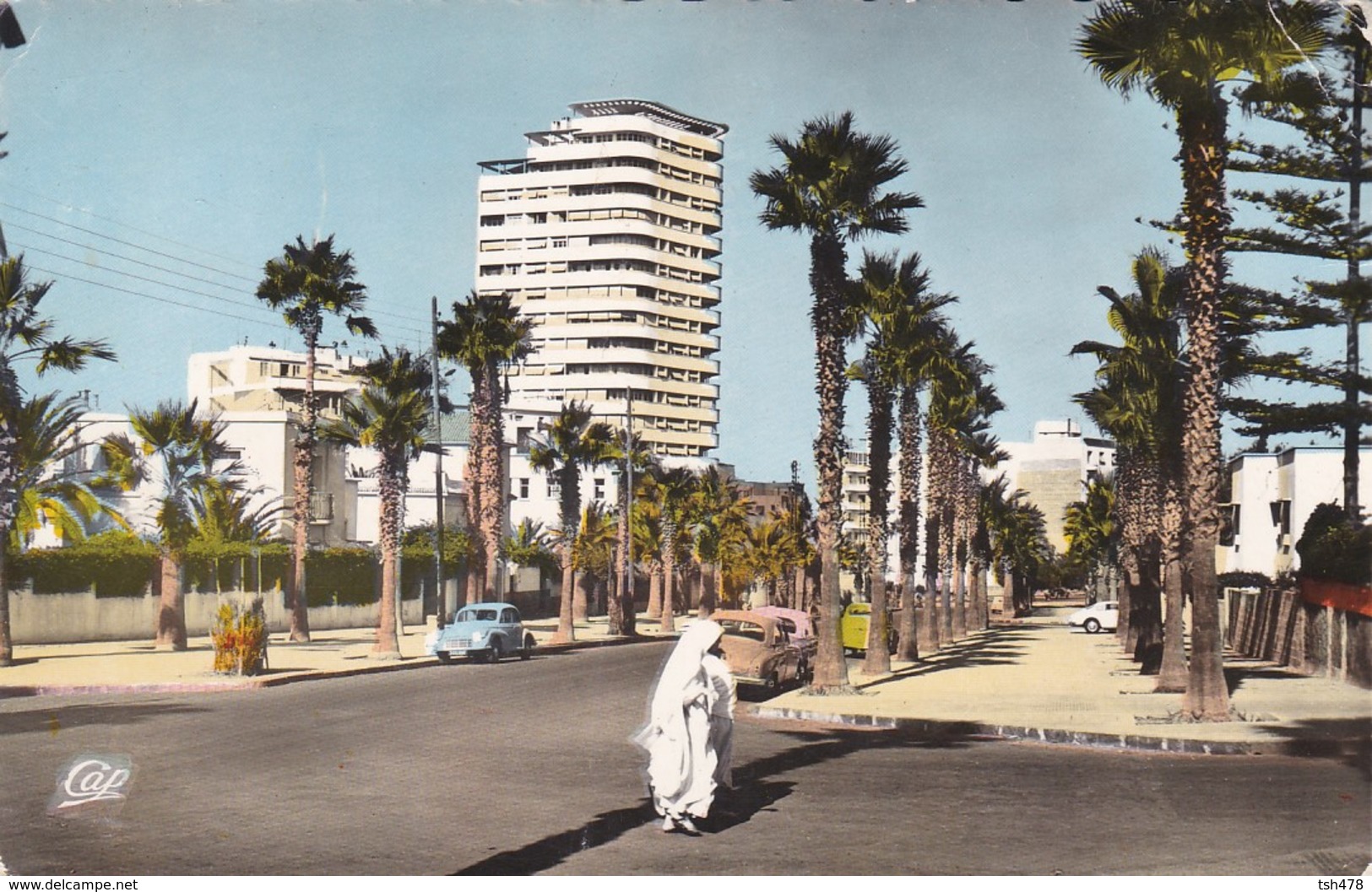 MAROC---CASABLANCA--boulevard De Londres Et L'immeuble Liberté -voir 2 Scans - Casablanca