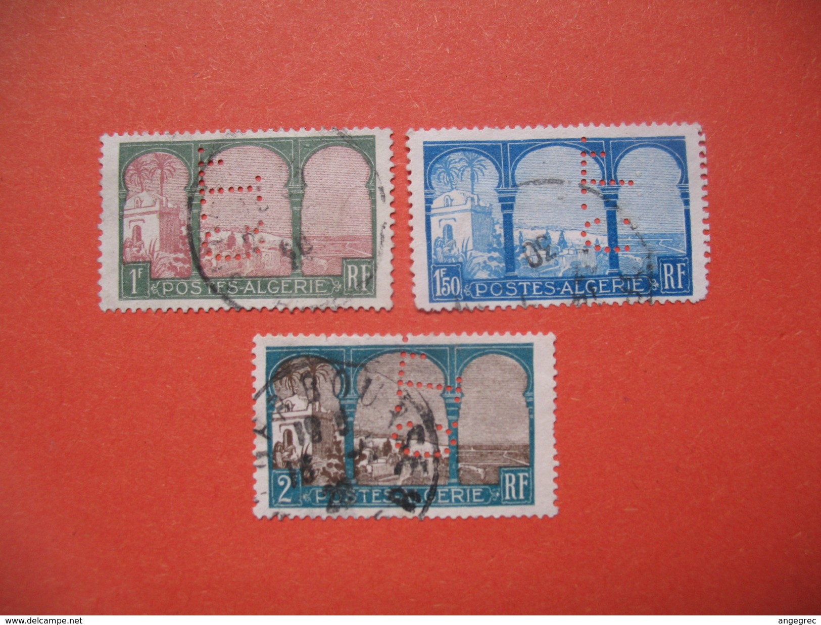 Perforé  Perfin  Algérie ,  Lot De Timbre Perforé De Perforation : CL13    à Voir - Used Stamps
