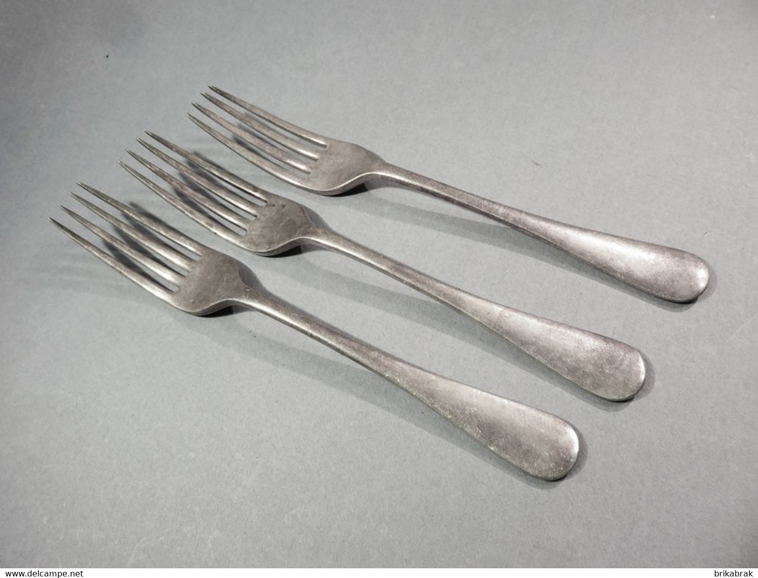 ° TROIS FOURCHETTES EN METAL AVEC POINCONS + Argent Argenterie Poinçon Couverts Couvert - Forks