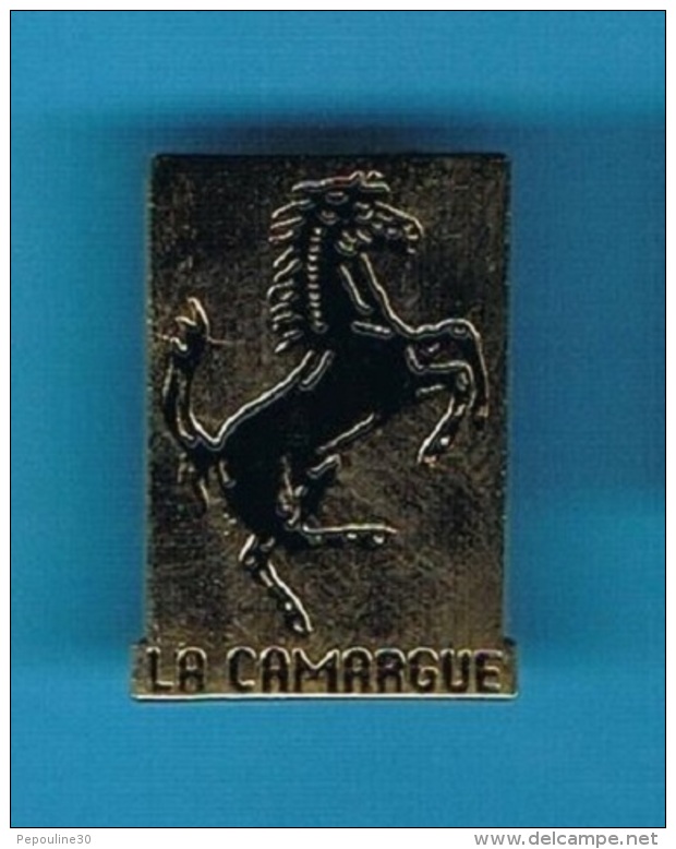 1 PIN'S  //   ** LA CAMARGUE ** - Corrida