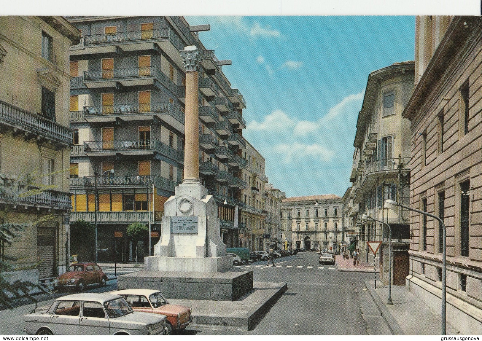 10852) AVELLINO MONUMENTO AI CADUTI VIAGGIATA 1971 AUTOMOBILI D'EPOCA - Avellino