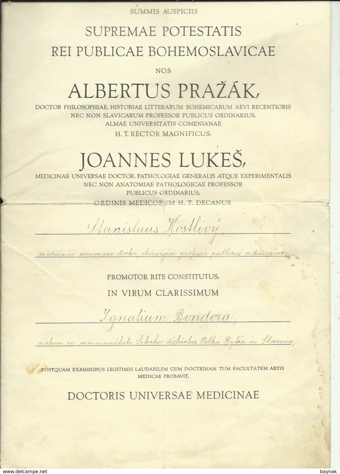 SLOVAKIA  --  BRATISLAVA  --  1928  --  DIPLOMA  --  DOCTORIS UNIVERSAE MEDICINAE  --  I. BONDORA  --   TAX STAMP - Diploma & School Reports