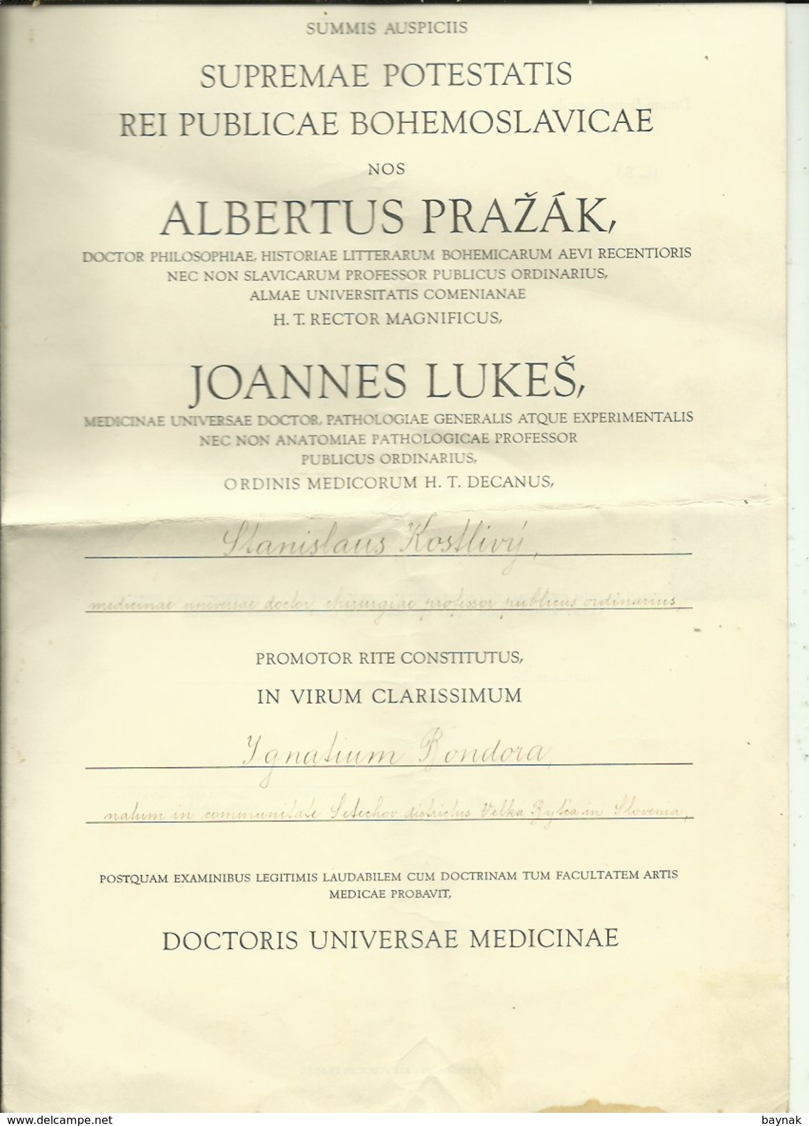 SLOVAKIA  --  BRATISLAVA  --  1928  --  DIPLOMA  --  DOCTORIS UNIVERSAE MEDICINAE  --  I. BONDORA  --   TAX STAMP - Diplome Und Schulzeugnisse