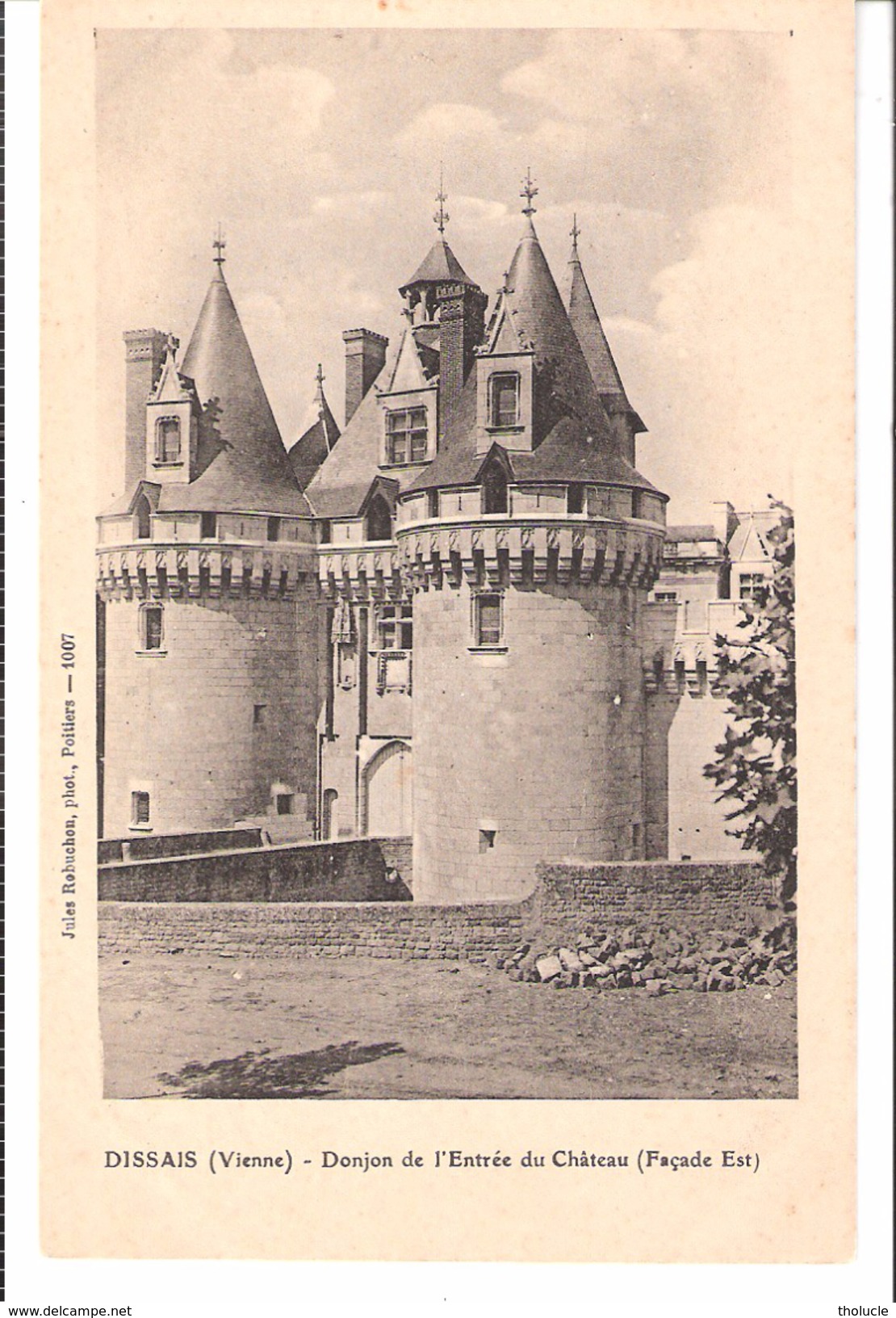Dissais-Dissay (Jaunay-Clan-Saint-Georges-les-Baillargeaux)-+/-1910-Donjon De L'Entrée Du Château (façade Est) - Saint Georges Les Baillargeaux