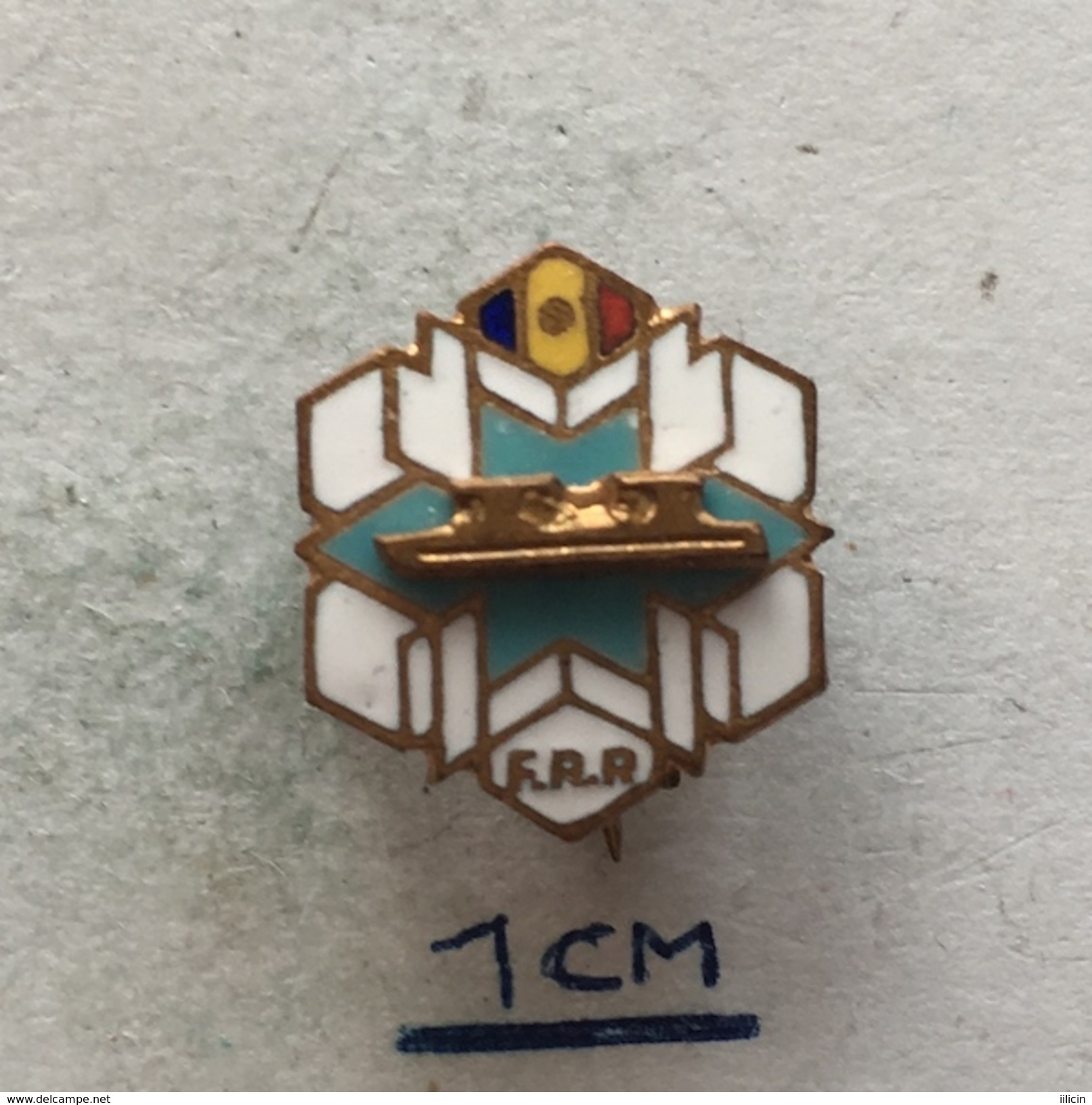 Badge (Pin) ZN004751 - Ice Skating Romania Federation / Association / Union FRP - Eiskunstlauf