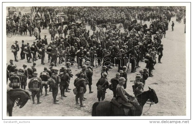 * T1/T2 1938 Ipolys&aacute;g, Sahy; Bevonul&aacute;s / Entry Of The Hungarian Troops, So. Stpl - Ohne Zuordnung