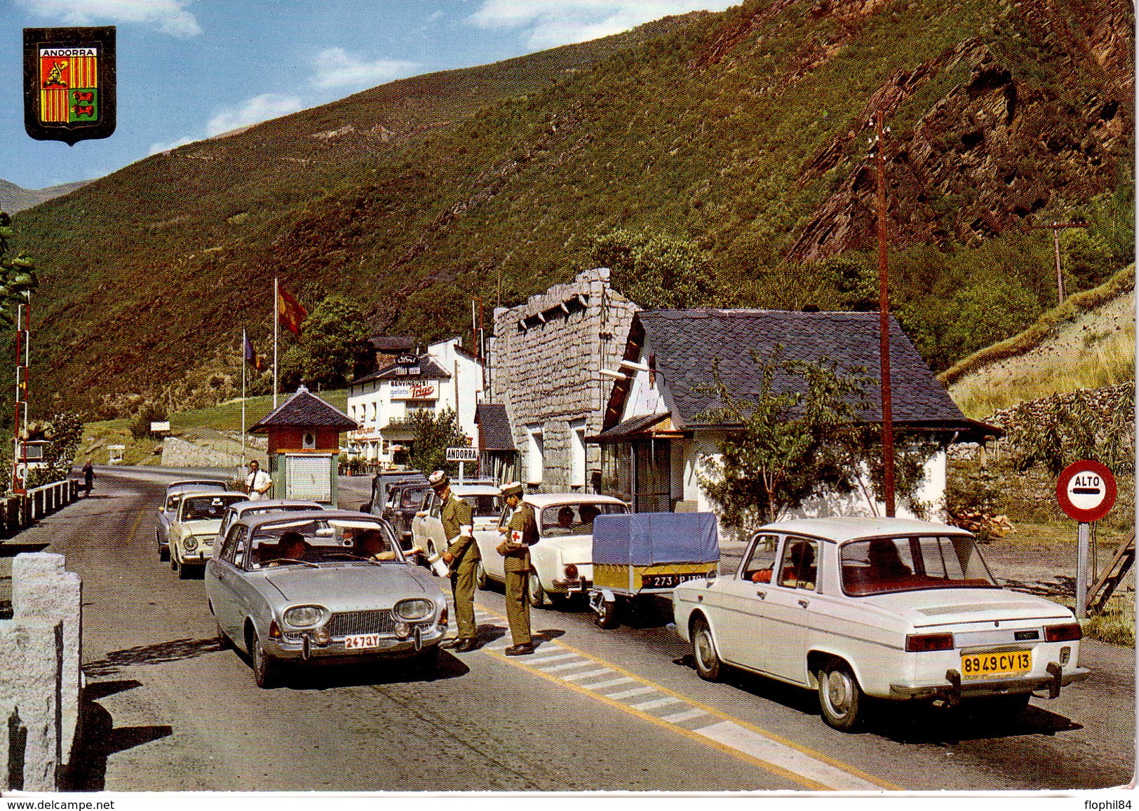 ANDORRE - VALLS D'ANDORA - LA FRONTIERE. - TRACE DE COLLE AU VERSO. - Andorre