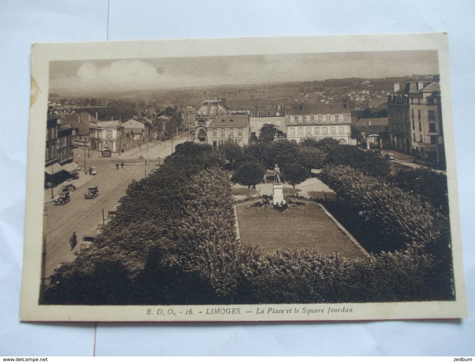 LIMOGES La Place Et Le Square Jourdan 16 - Limoges