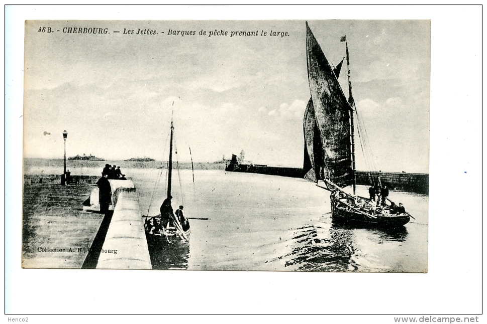 46B Cherbourg (-en-Cotentin) - Les Jetées - Barques De Pêche Prenant Le Large - Cherbourg