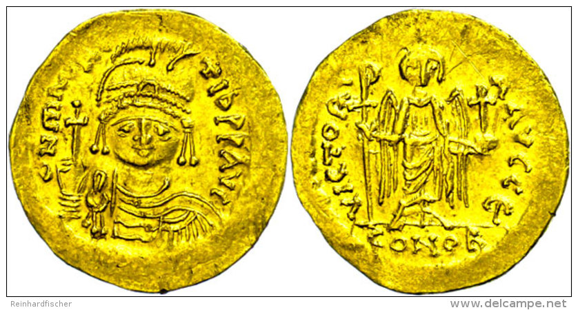 Mauricius Tiberius, Solidus (4,39g), 582-602, Konstantinopel. Av: Brustbild Mit Kreuz Von Vorn, Darum Umschrift.... - Byzantinische Münzen