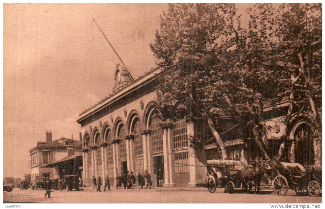 13 MARSEILLE LA GARE SAINT CHARLES CIRCULEE 1930 - Unclassified