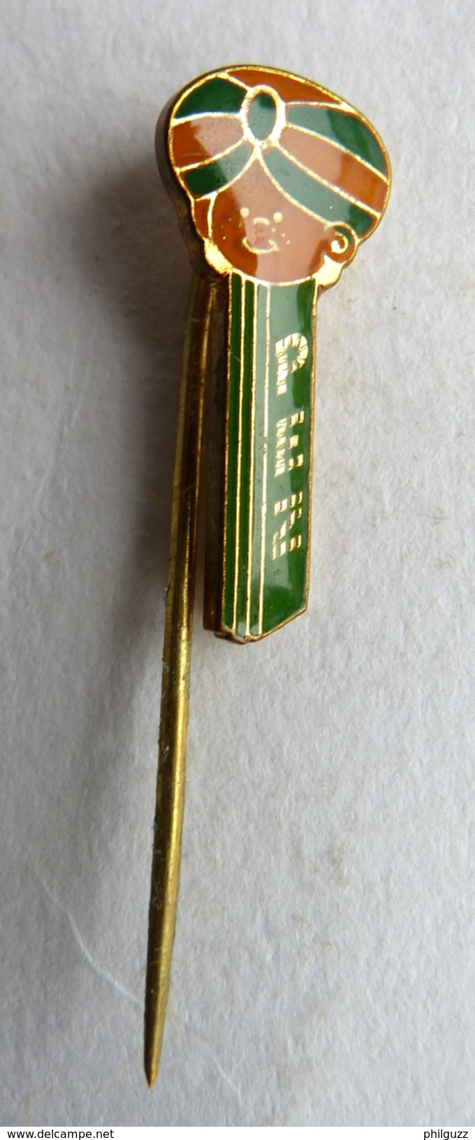 RARE EPINGLETTE PEZ 60-70's MAHARADJAH - Pez