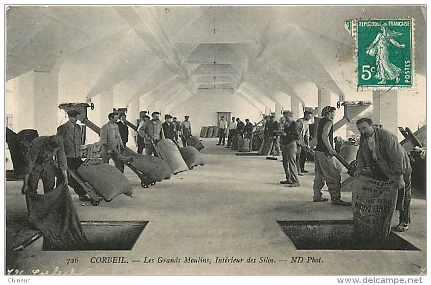 CORBEIL LES GRANDS MOULINS INTERIEUR DES SILOS - Corbeil Essonnes