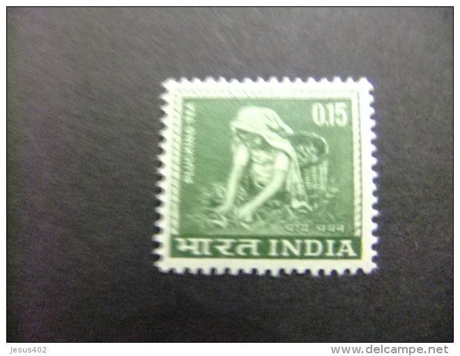 INDIA INDE 1965 Cueillette Du Thé Yvert  193 ** MNH - Unused Stamps