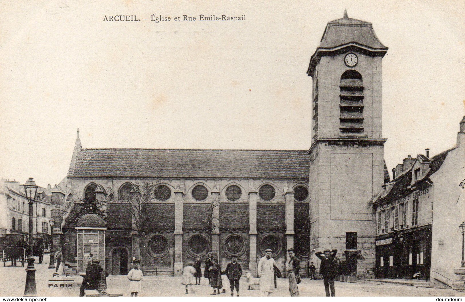 CPA ARCUEIL - EGLISE ET RUE EMILE RASPAIL - Arcueil