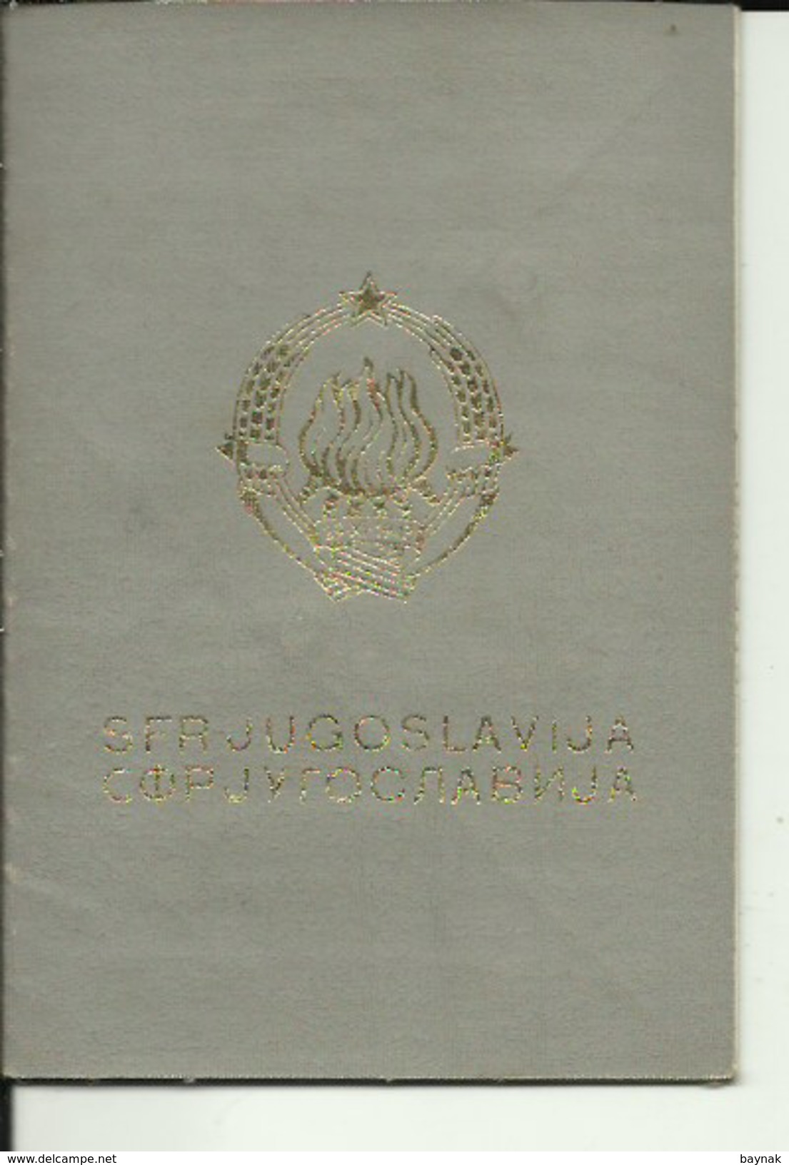 Q56  --  PASSPORT  --   SFR YUGOSLAVIA  --   PASSEPORT DE L `ENFANT  --  BOY  --  1984 - Historische Dokumente