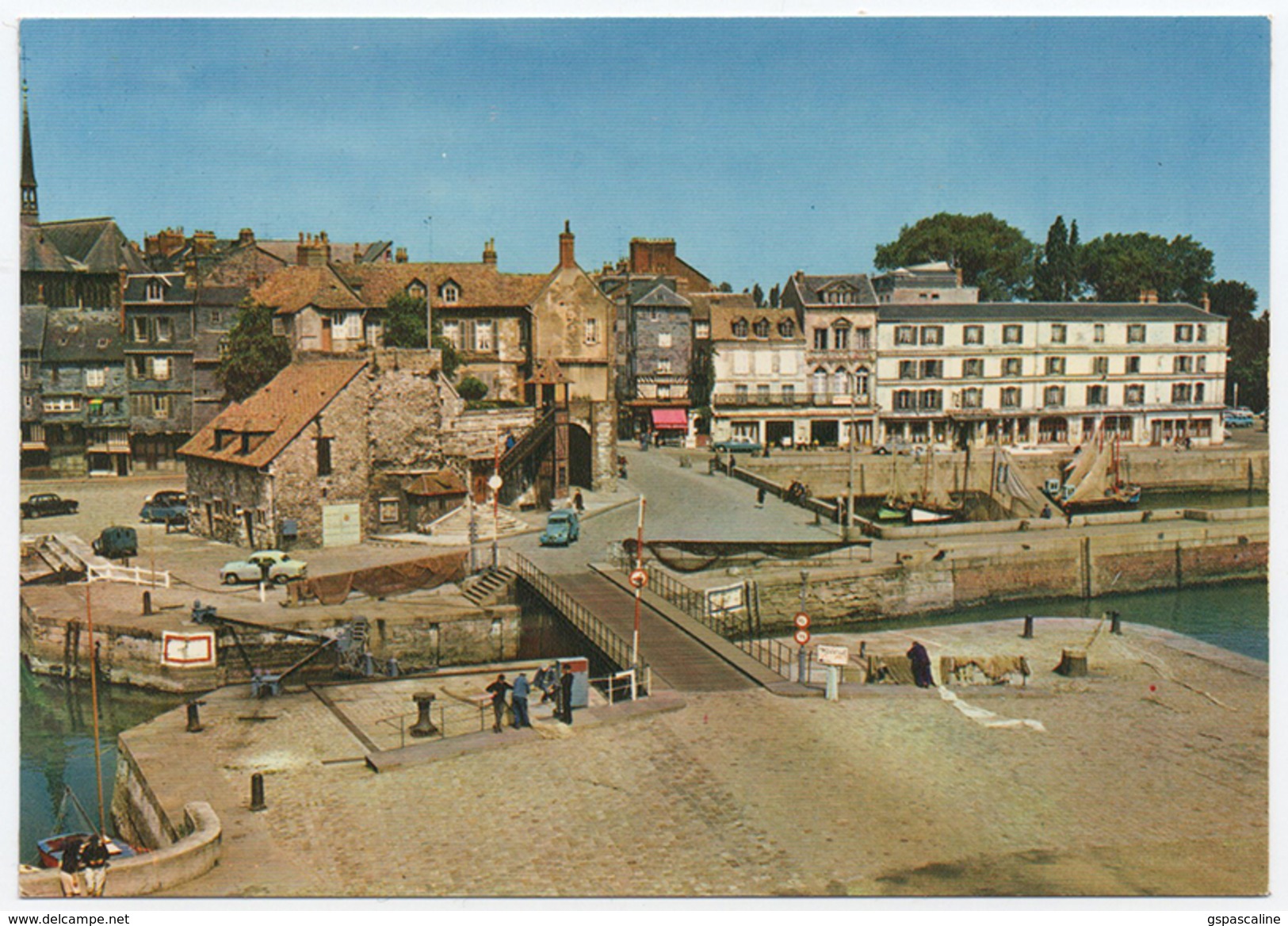 14.333.117 HONFLEUR - Edts La Cigogne - La Lieutenance & Les Ecluses. - Honfleur