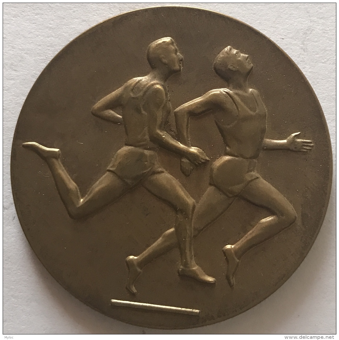 Sport. Medaille. Athlétisme. Belg. B Ligue Des Flandres. Torhout 1965. Diam. 50mm. 80 Mm . 155gr. - Autres & Non Classés