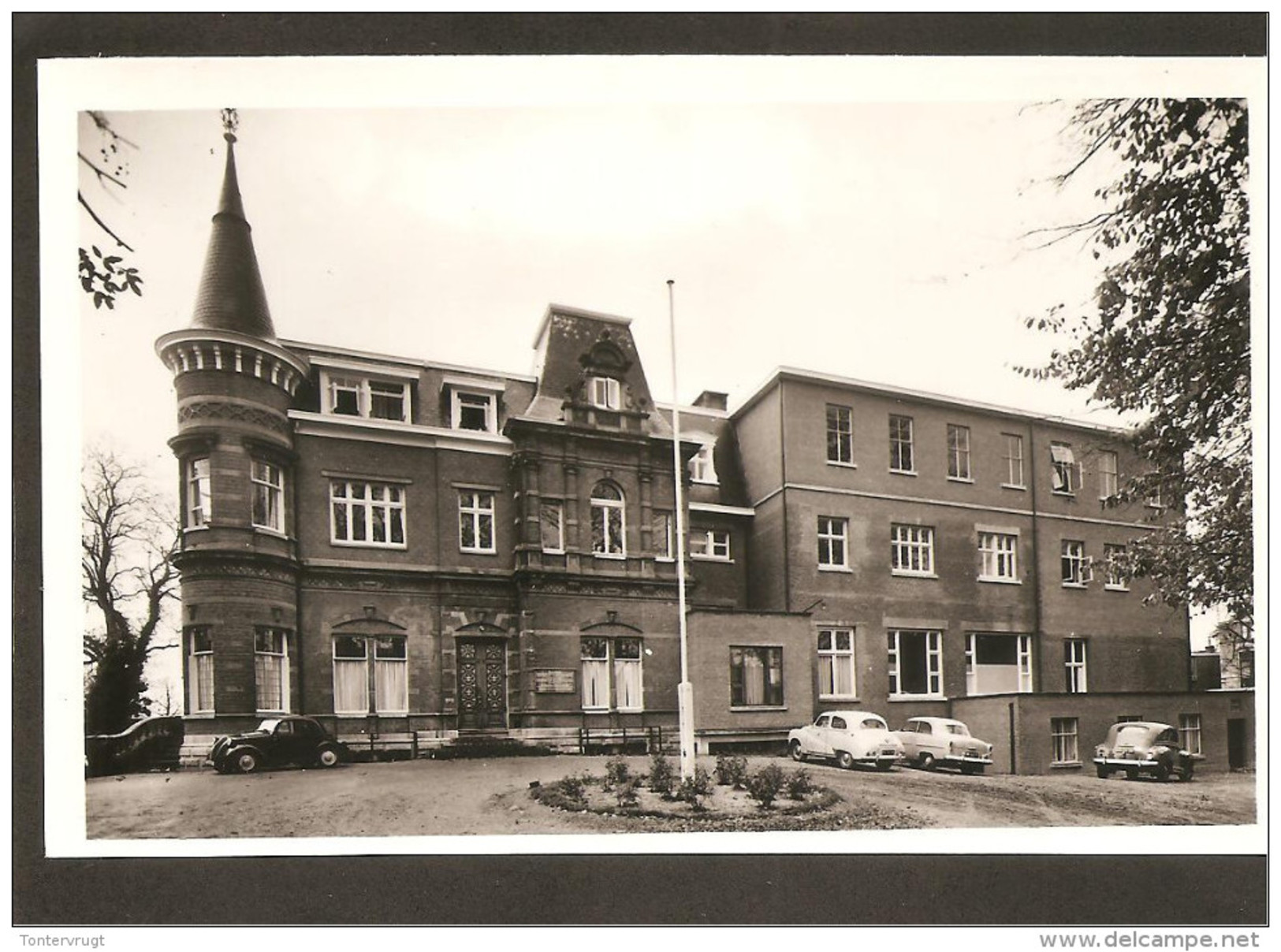 Zutphen. St. Walburgis Ziekenhuis. Hoofdingang - Zutphen