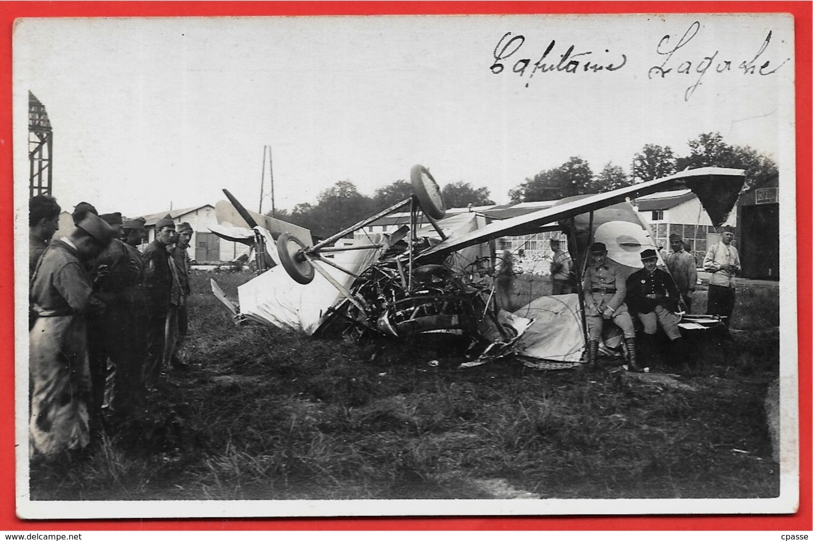 CPA CARTE-PHOTO AVIATION Militaire - Accident Du Capitaine Lagache (93 Aérodrome Du LE BOURGET) ** Avion Aviateur - Accidents