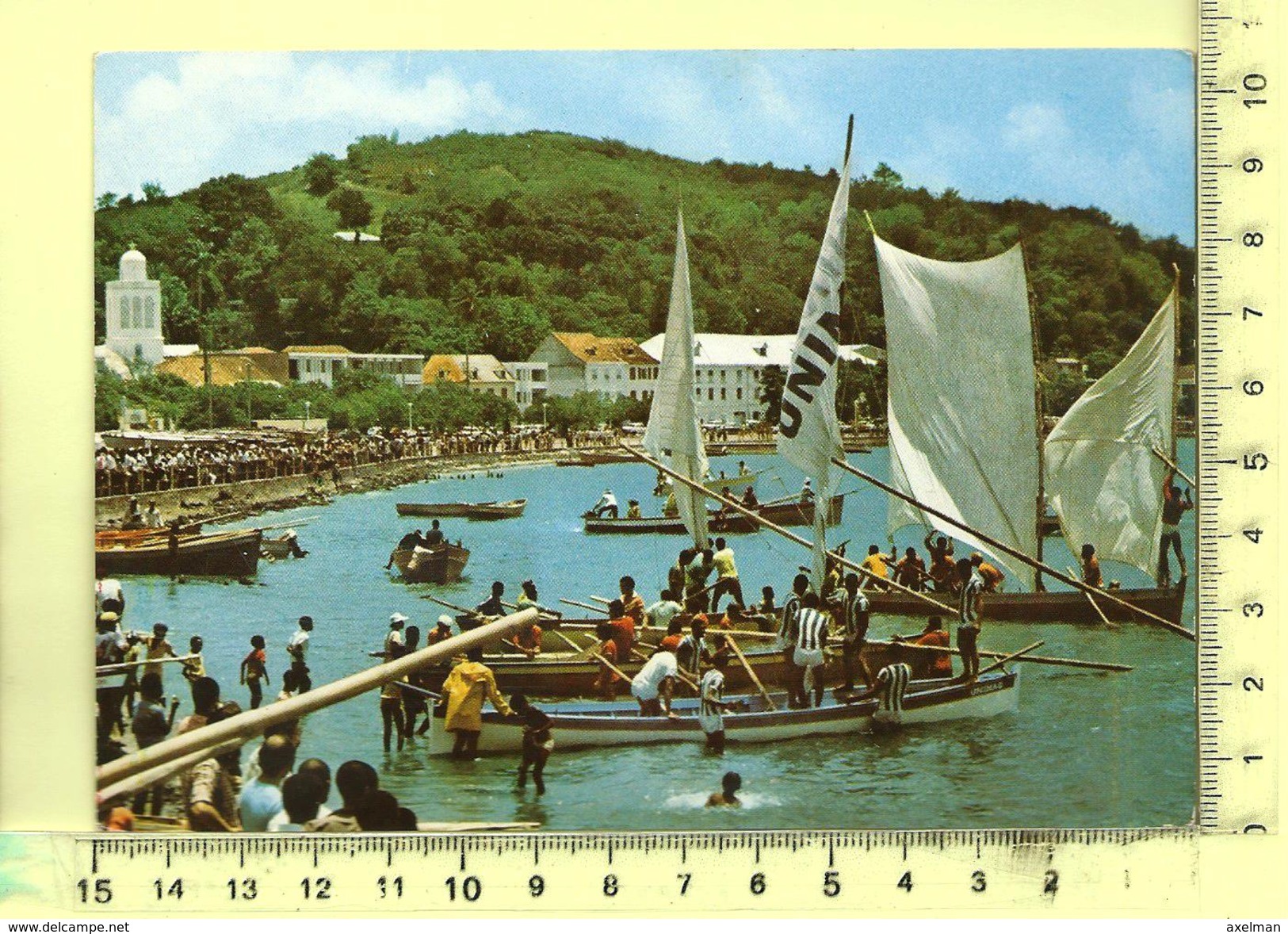 CPM, MARTINIQUE: La Trinité, Courses De Yoles Dans La Baie - La Trinite