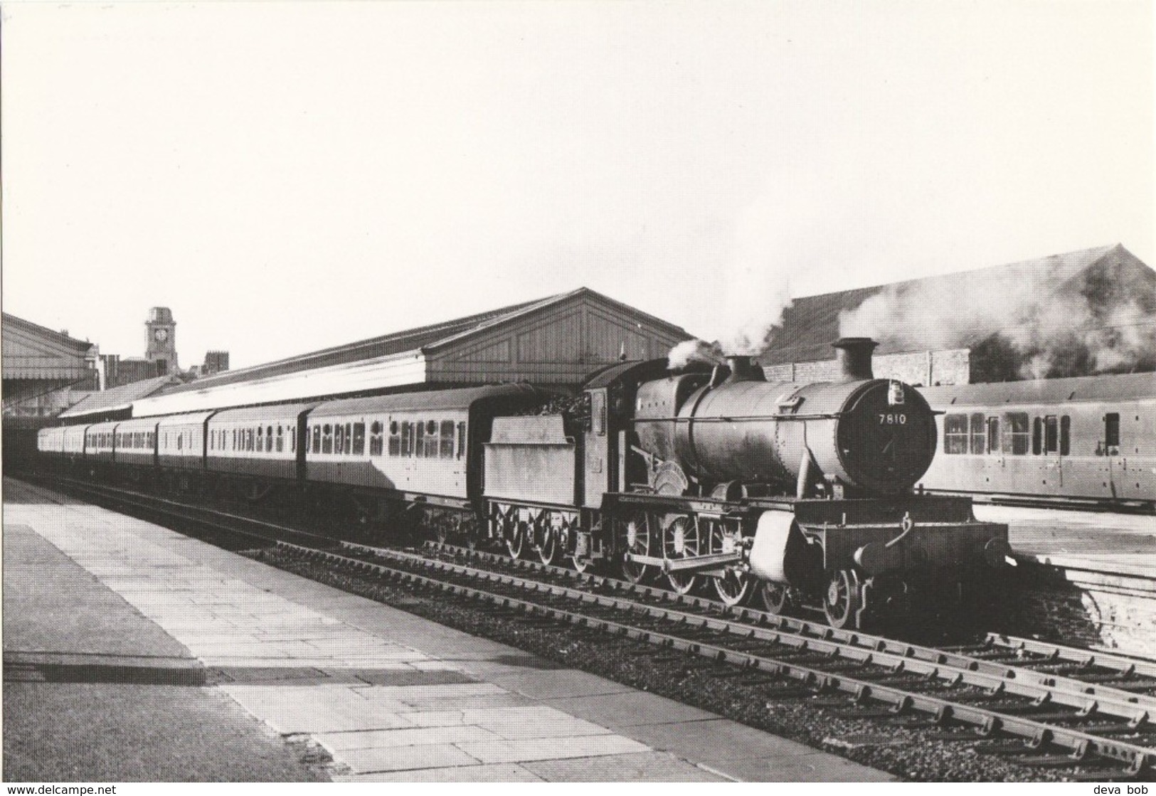 Railway Postcard GWR 7810 Draycott Manor Aberystwyth 1963 4-6-0 Loco - Stations With Trains