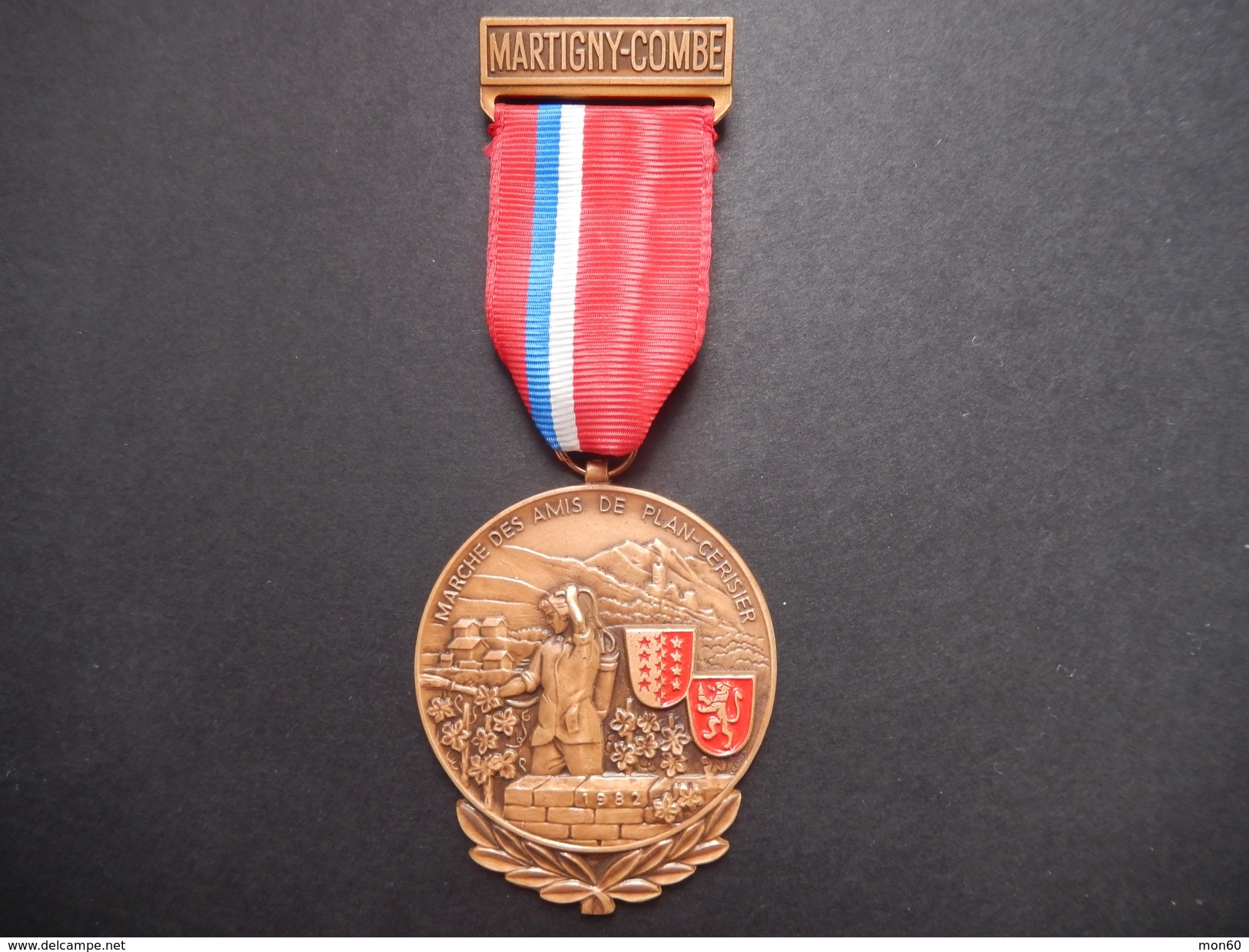 Medaglia Svizzera Martigny-Combe - Marche Des Amis De Plain-Cerisier - ME68 - Altri & Non Classificati