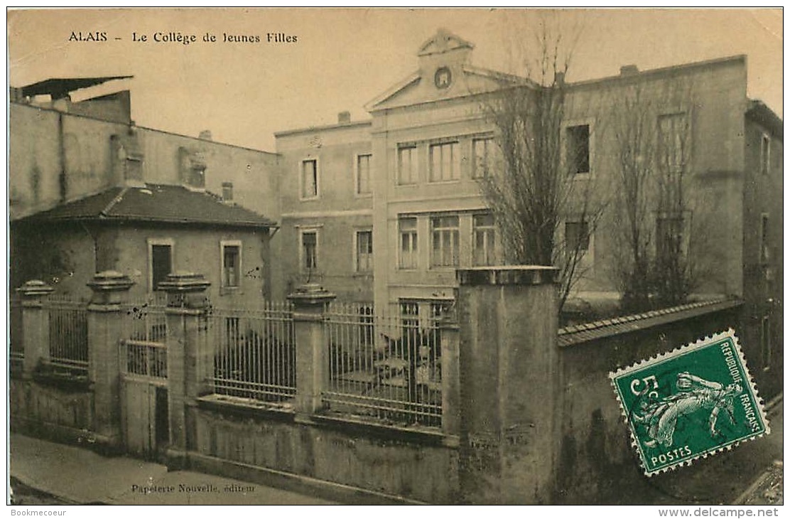 ALAIS  LE COLLEGE DE JEUNES FILLES - Alès