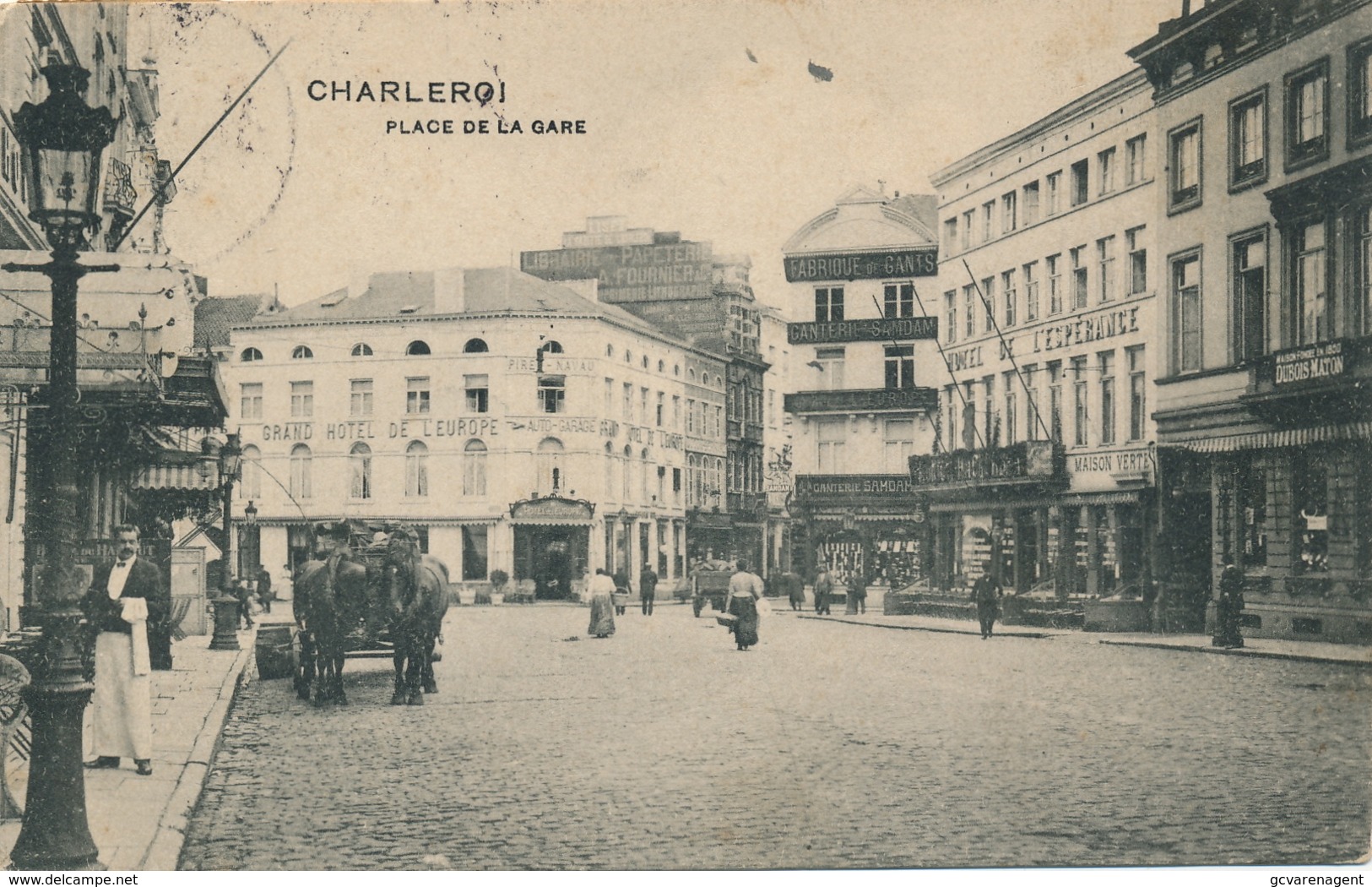 CHARLEROI - PLACE DE LA GARE - Charleroi