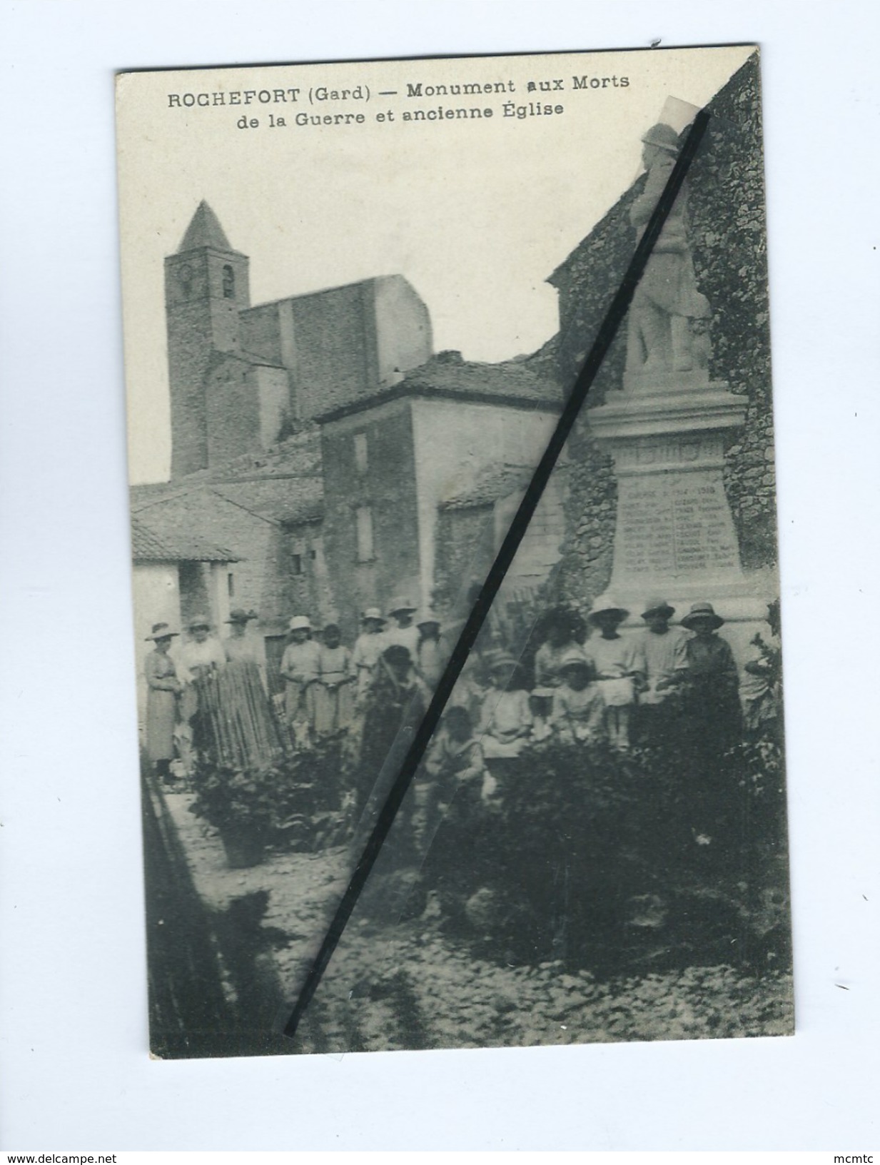 CPA Souple  - Rochefort   (Gard)  -  Monument Aux Morts De La Guerre Et Ancienne Eglise - Rochefort-du-Gard