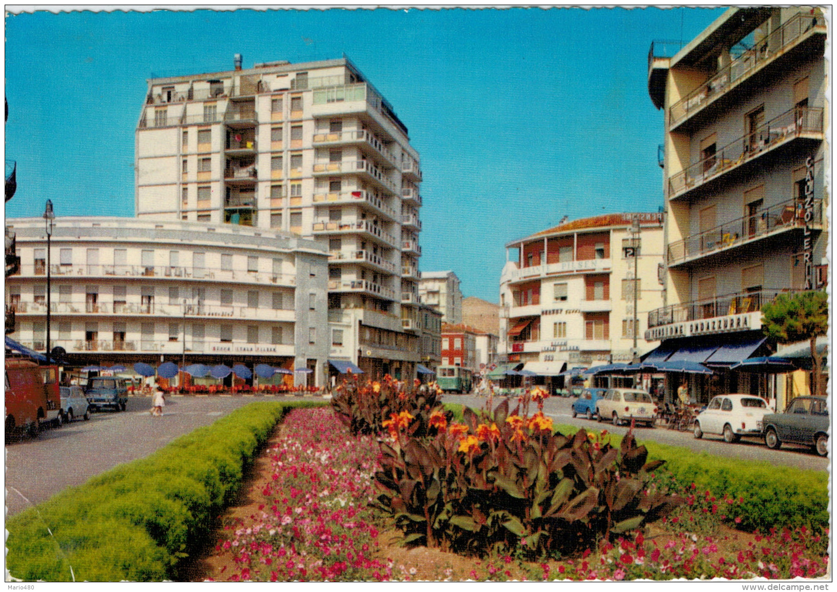 LIDO  DI  SOTTOMARINA    PIAZZALE  ITALIA        (VIAGGIATA) - Altri & Non Classificati