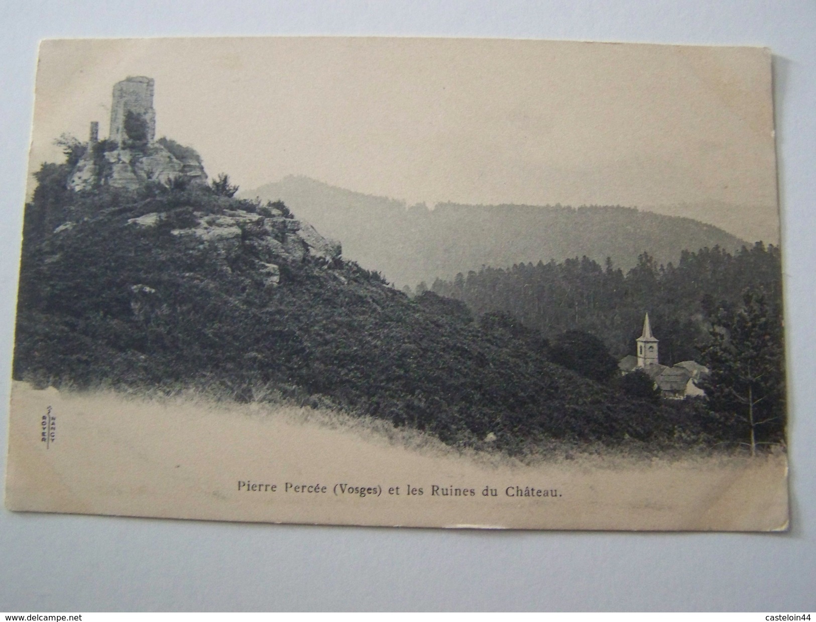 Cp1107 Tom8 Pierre Percée Et Les Ruines Du Chateau - Autres & Non Classés